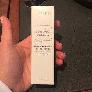 Julep Rosehip oil